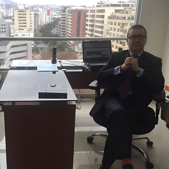 Pablo Alberca, Gerente General de Algarcost